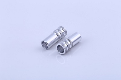 精(jing)密(mi)五(wu)金零(ling)部(bu)件的(de)錶(biao)麵處理(li)有箇(ge)彆的(de)幾(ji)種